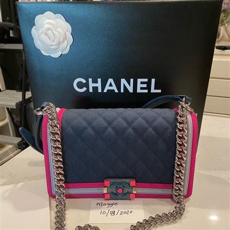 sac chanel fluo|best Chanel flap.